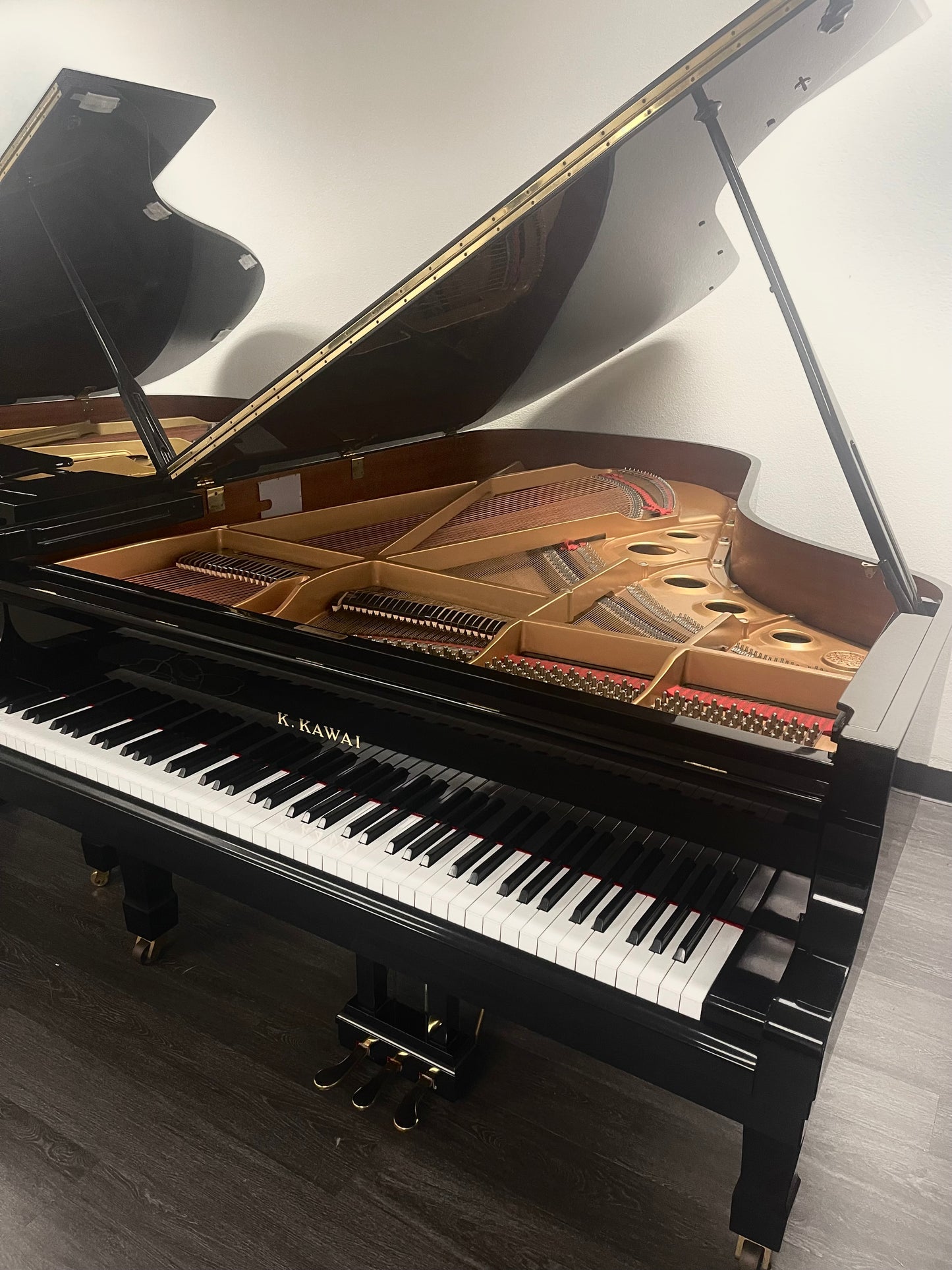 Kawai conservatory Grand piano model KG 50