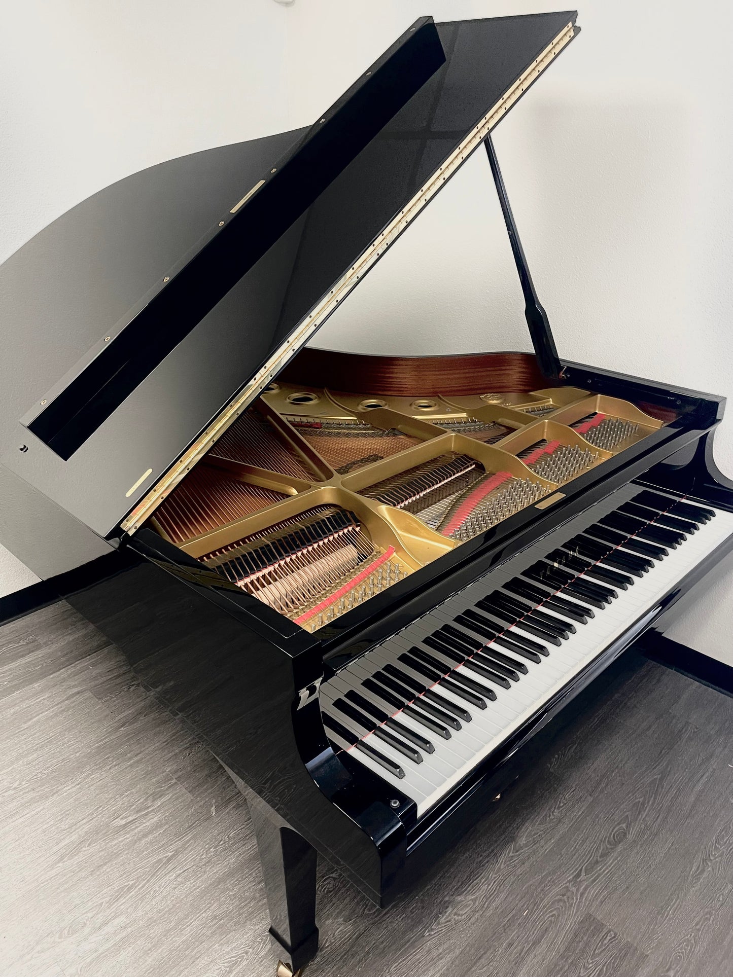 Stunning Condition Yamaha C3 Grand Piano