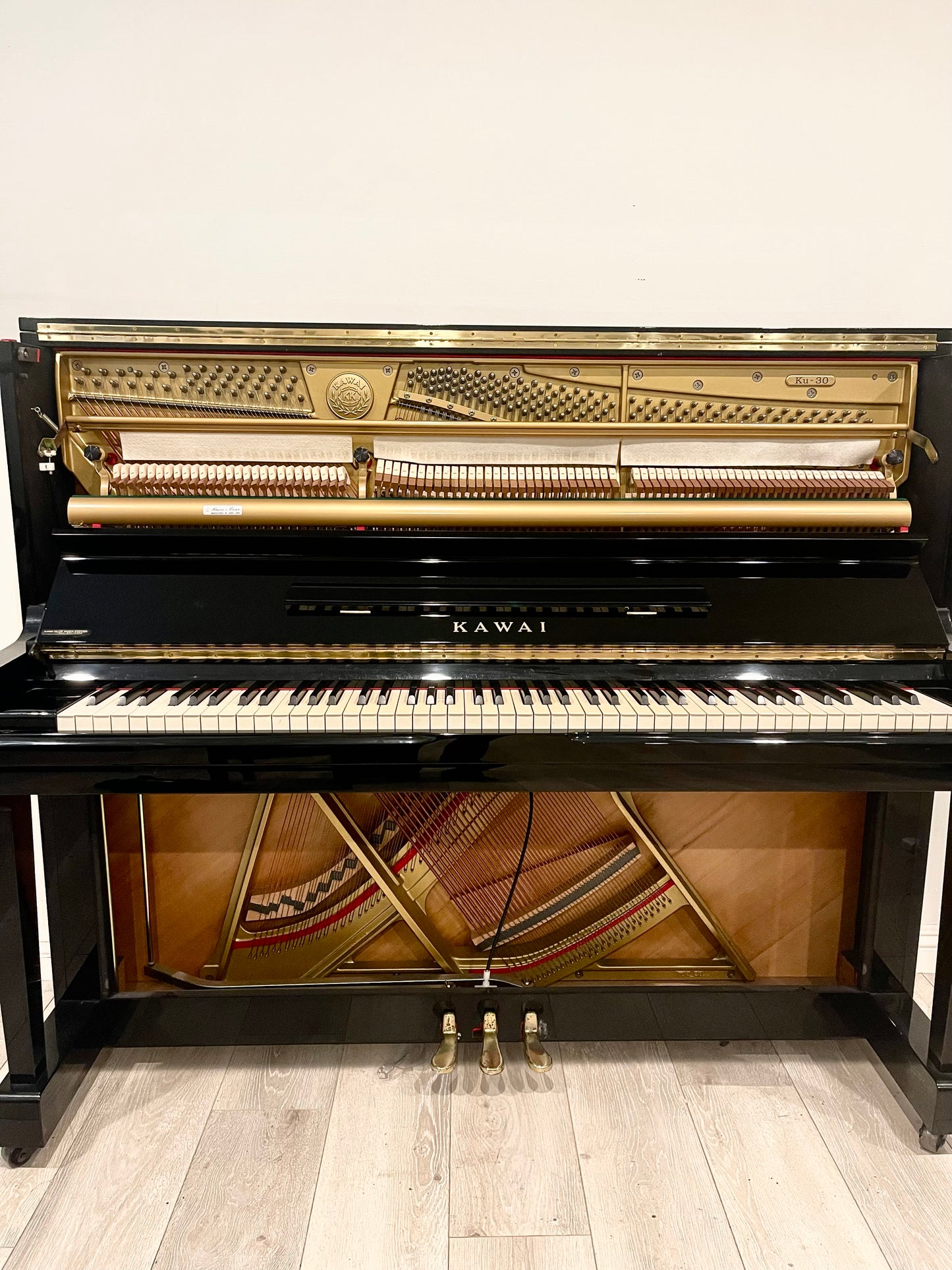 Built in 2000 Japan Kawai 48” upright piano