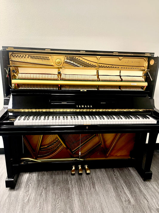 1989 Yamaha U3A Upright piano in Mint condition