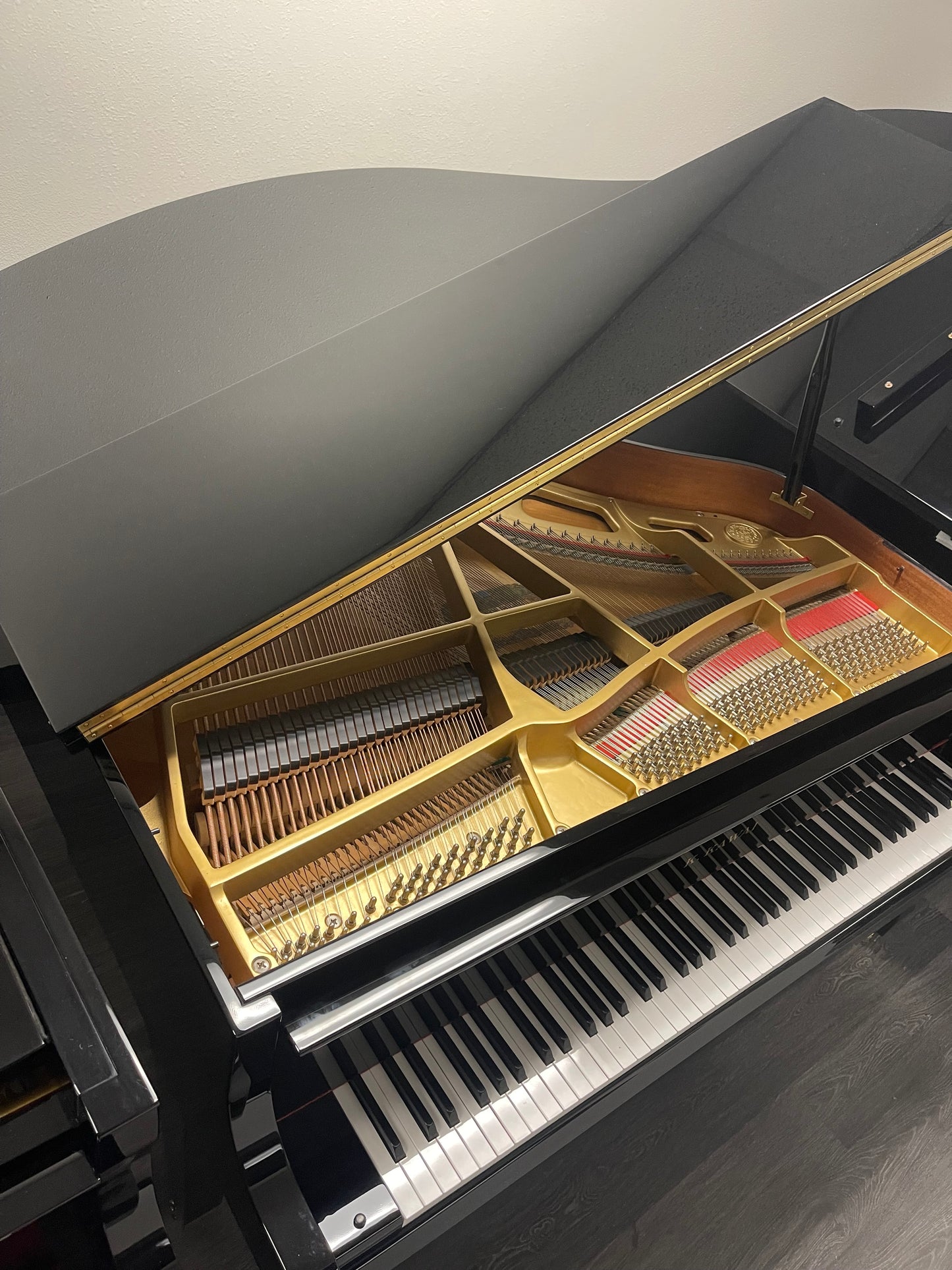 2000 Kawai GM10 Baby grand piano