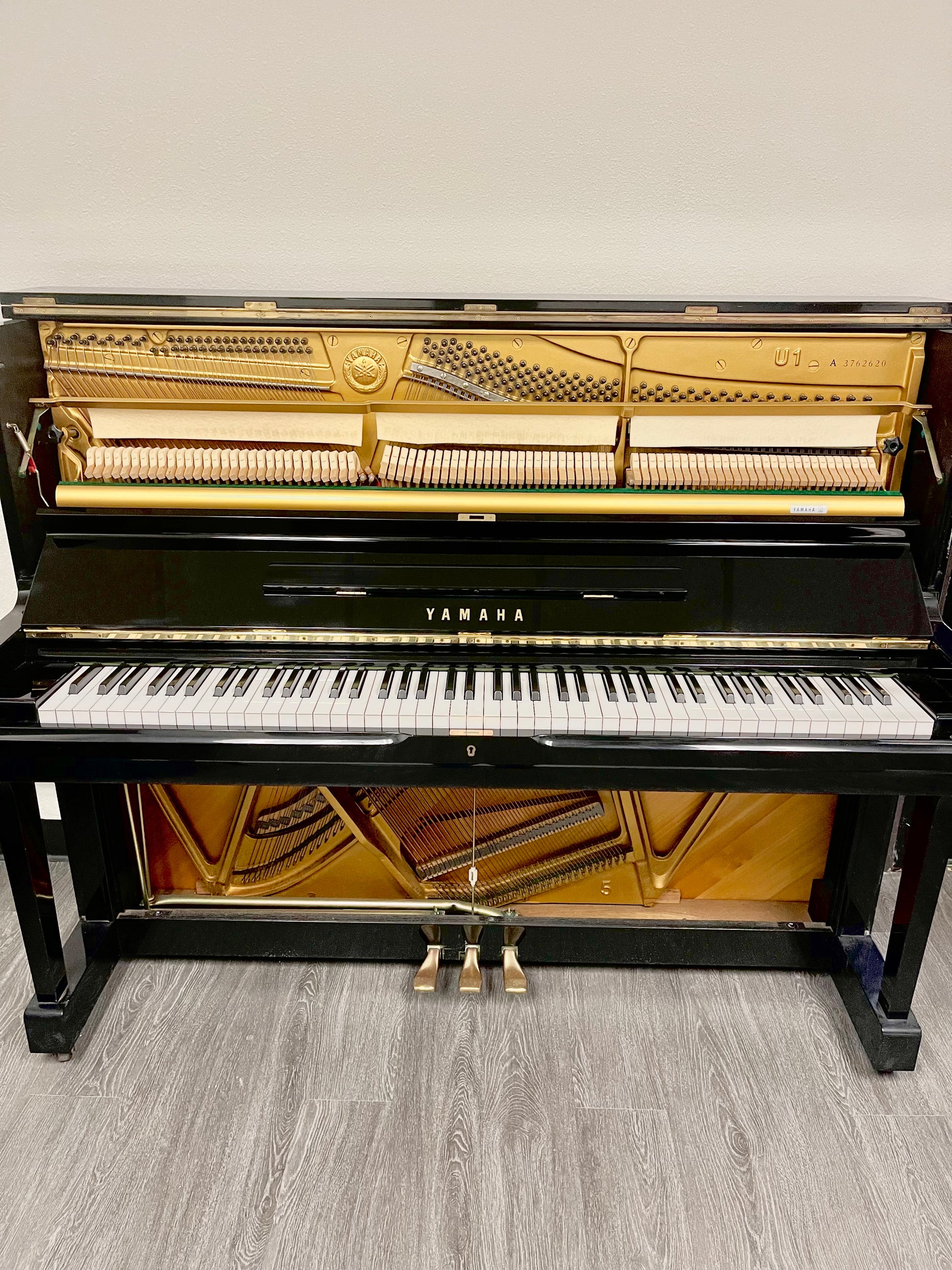 Yamaha U1A Upright piano – Isaac's Piano