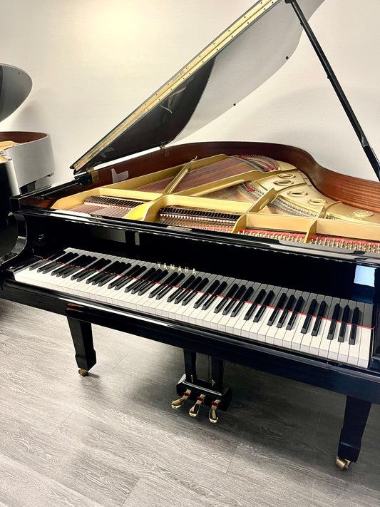 Stunning Condition Yamaha C3 Grand Piano