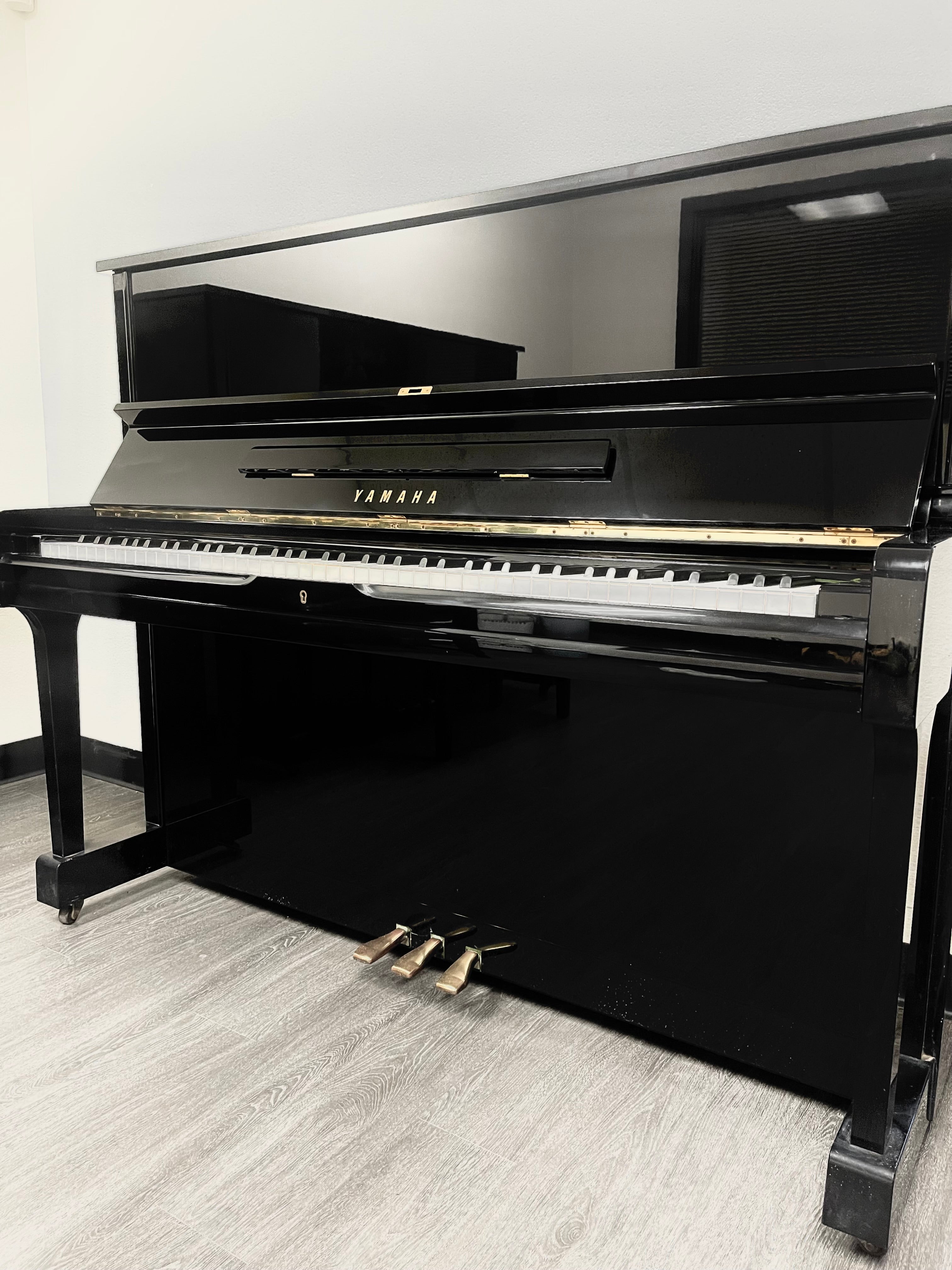 Yamaha U1A Upright piano – Isaac's Piano