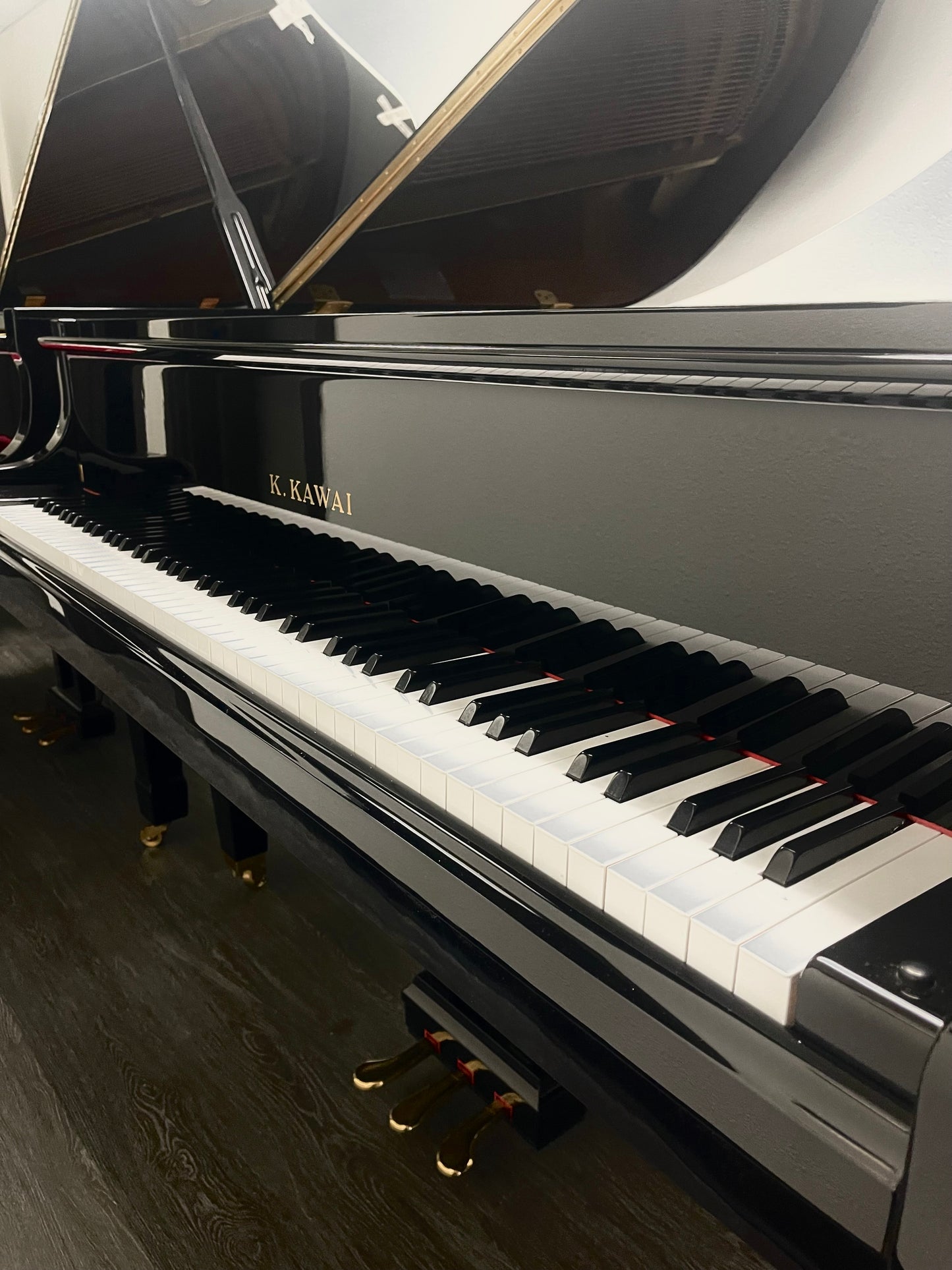 2000 Kawai GM10 Baby grand piano