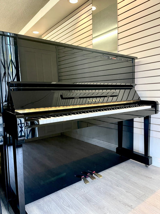 Built in 1990 Japan Yamaha Upright piano model MX100 R