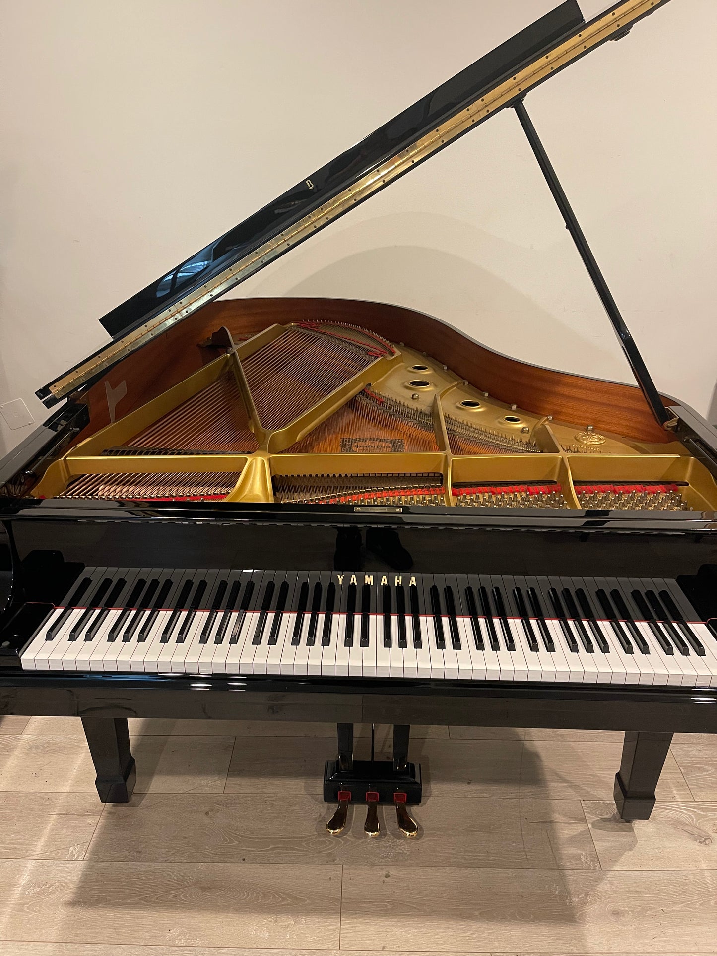 1990 Yamaha Grand Pianos Gallery