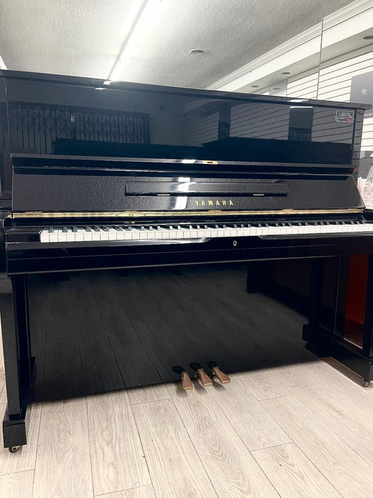 Pristine condition Yamaha U1M Refurbished Piano